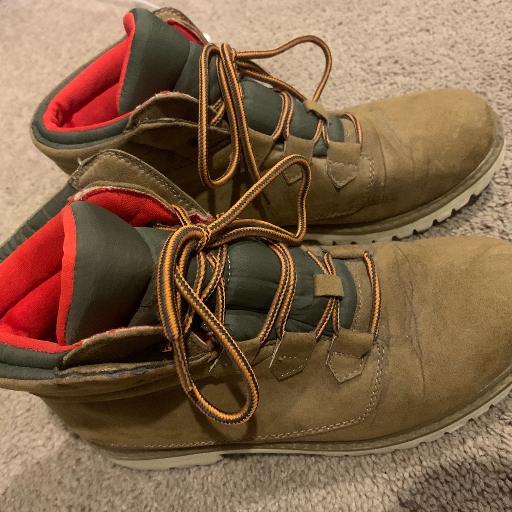 Brown boots